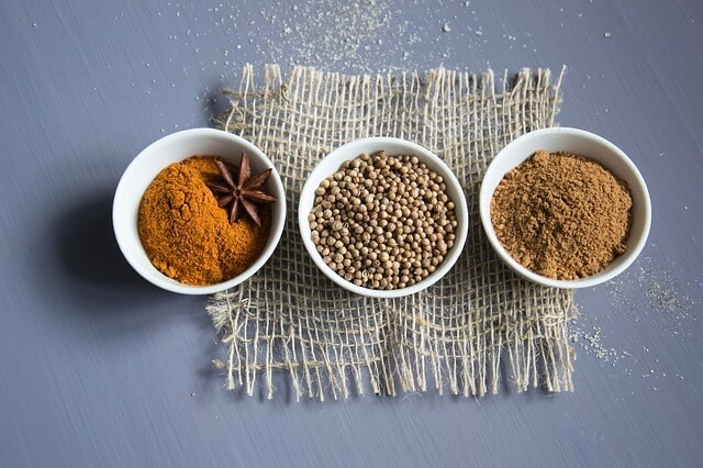 Nuez moscada y sus beneficios para la salud y alimentación